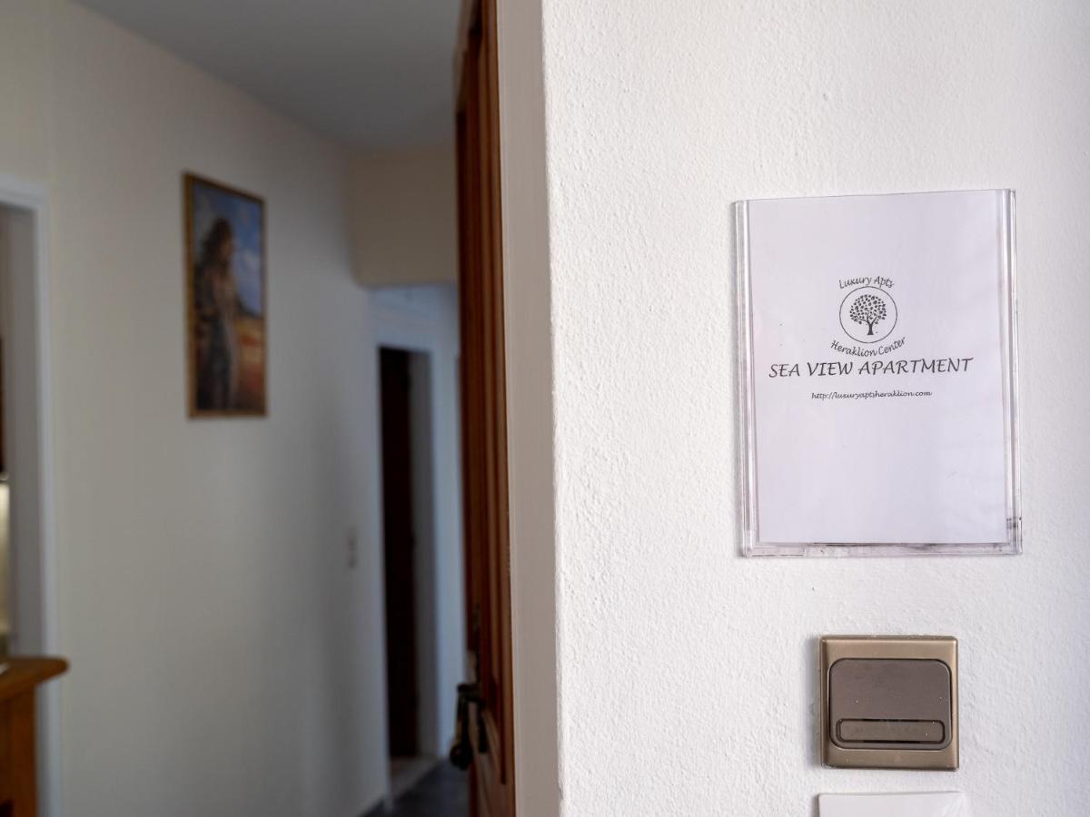 Luxury Apts Center Apartment *